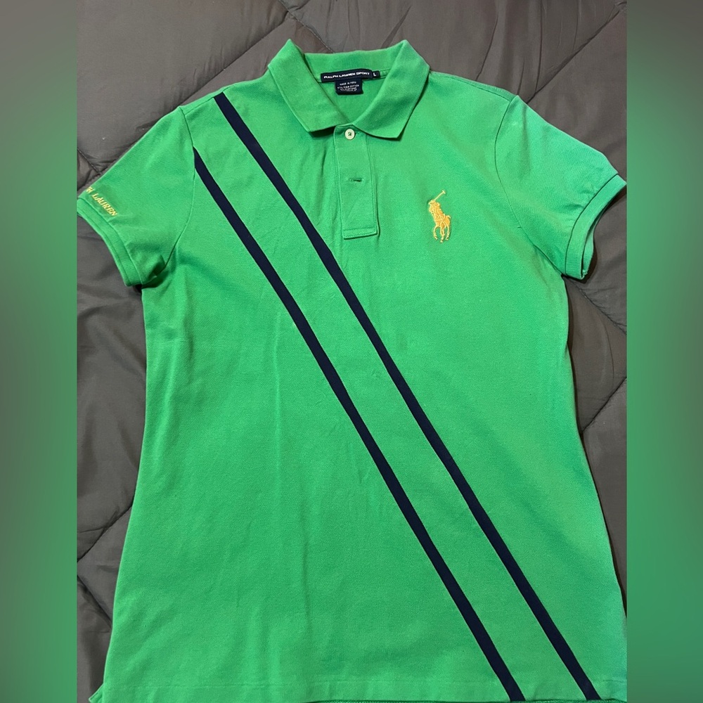 Ladies Ralph Lauren Polo Short
Size L